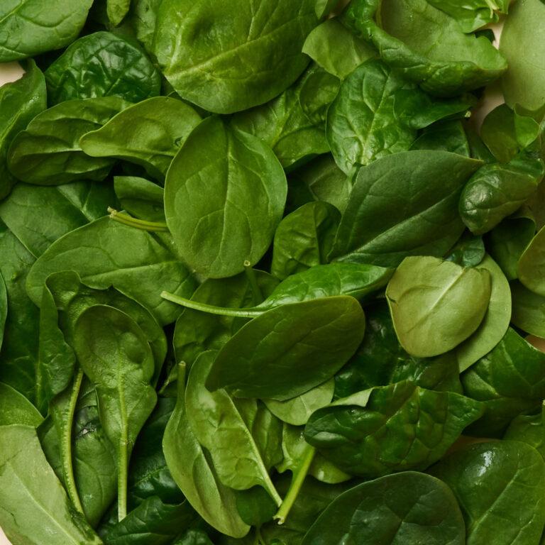Organic baby spinach - high-protein fruits and vegetables